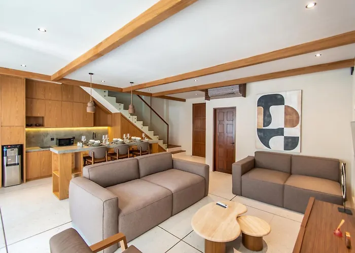 Casa Eleve & Mederra - 3br Designer Canggu (Bali)