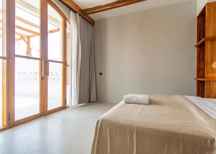 Casa Eleve & Mederra - 3br Designer