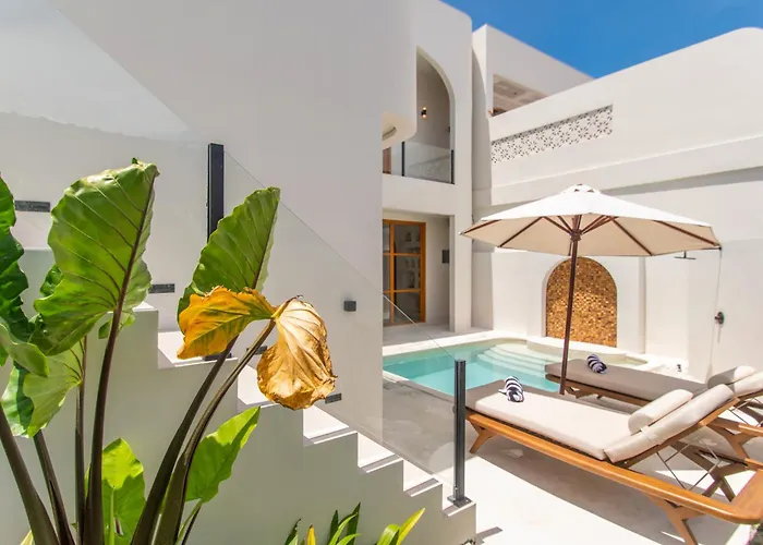 Casa Eleve & Mederra - 3br Designer Villa Canggu (Bali)